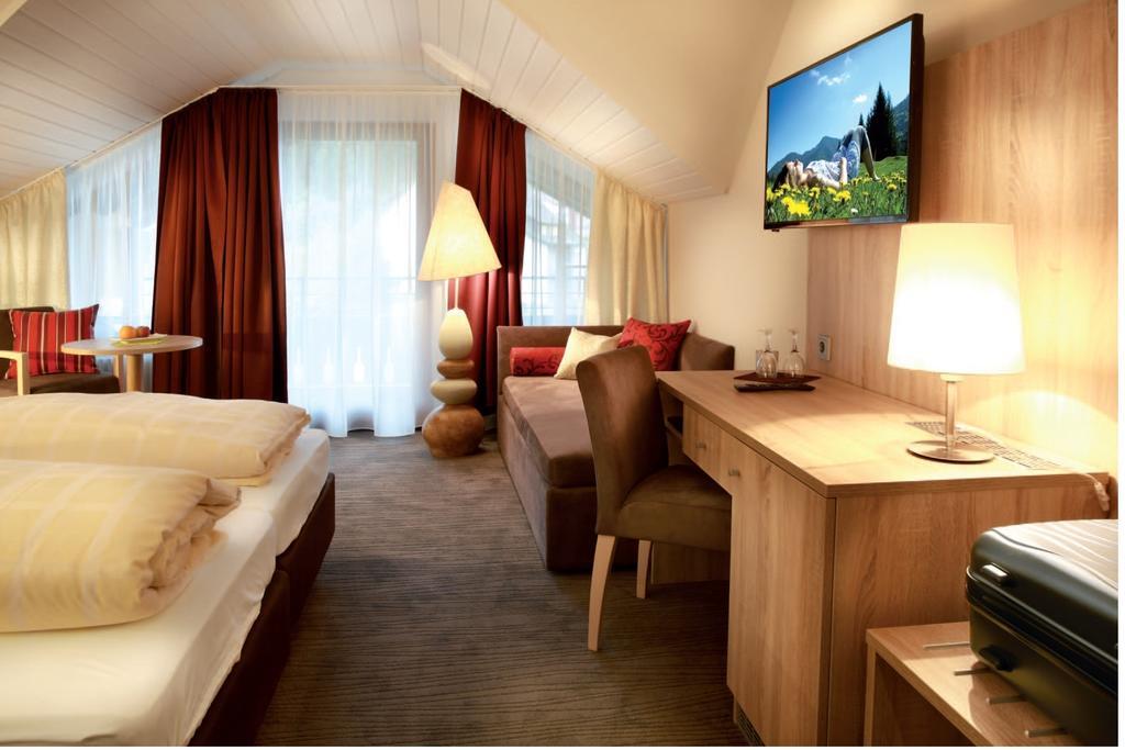 Hotel Schwarzwaldhof Enzklosterle Phòng bức ảnh