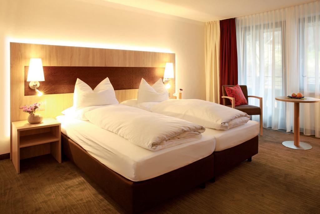 Hotel Schwarzwaldhof Enzklosterle Phòng bức ảnh